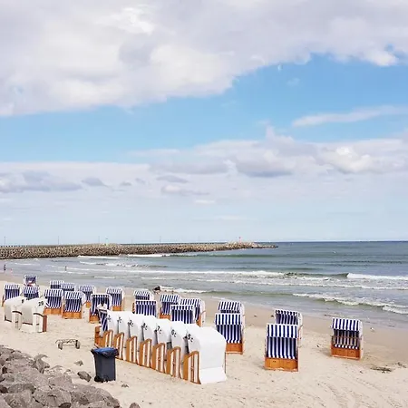 Apartament Z Garazem W Kolobrzegu Appartamento